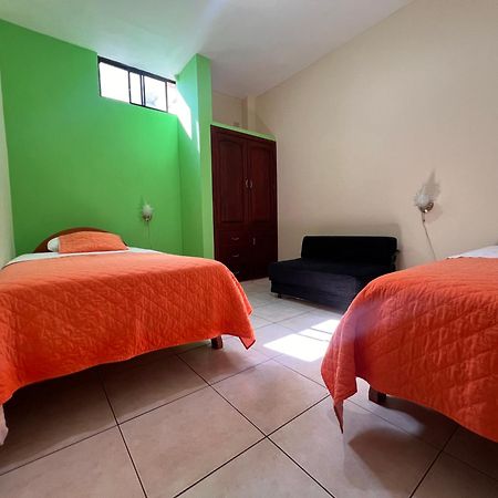 Hostal Casa Cascada Puerto Ayora  Eksteriør bilde