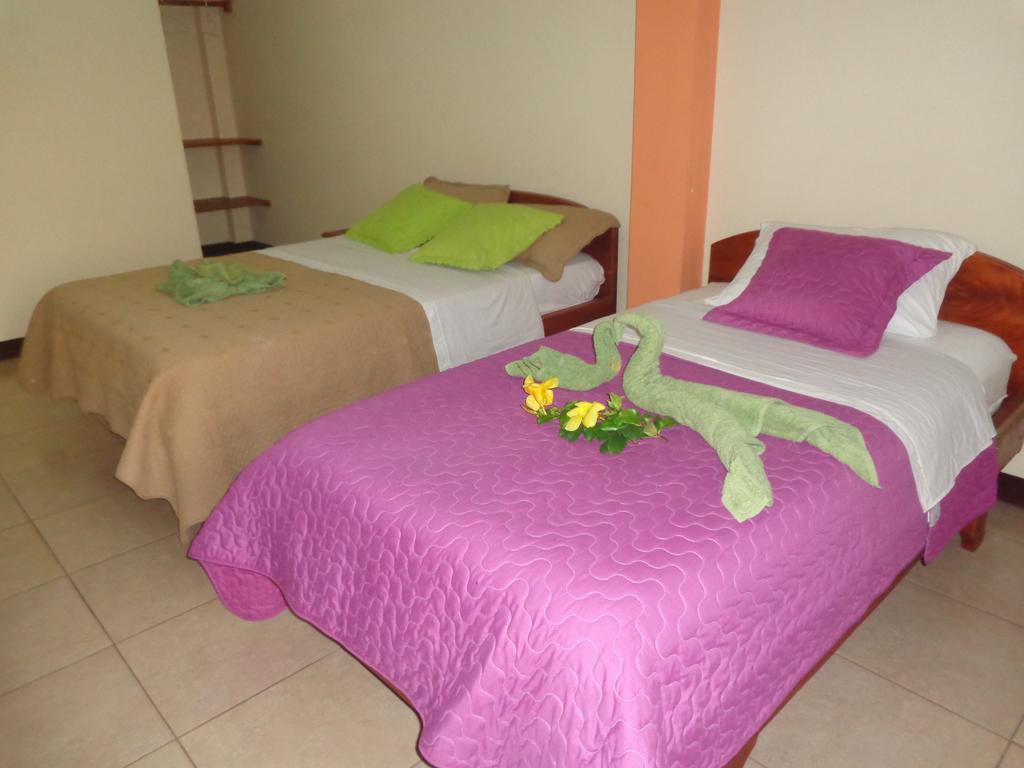 Hostal Casa Cascada Puerto Ayora  Eksteriør bilde